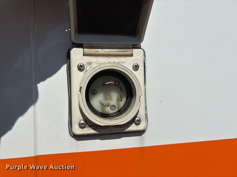 image for item EY9919 1997 Ford E350 ambulance