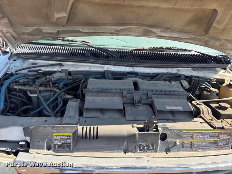 image for item EY9919 1997 Ford E350 ambulance