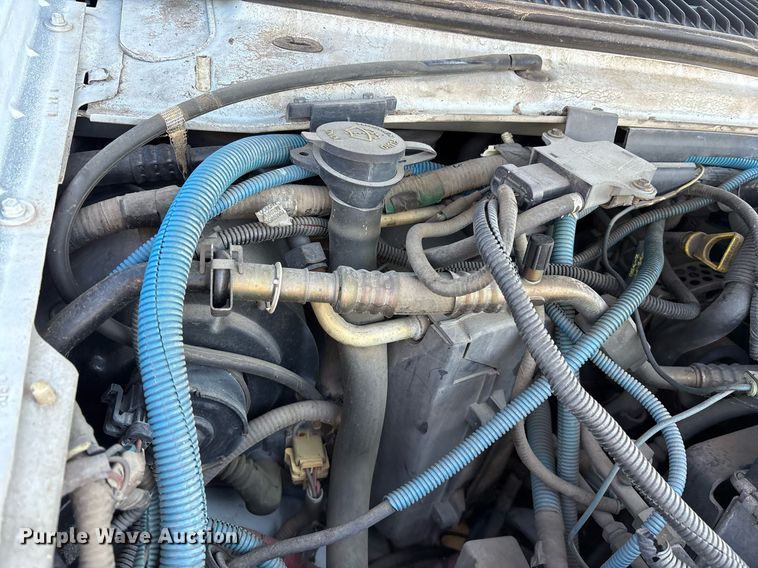 image for item EY9919 1997 Ford E350 ambulance