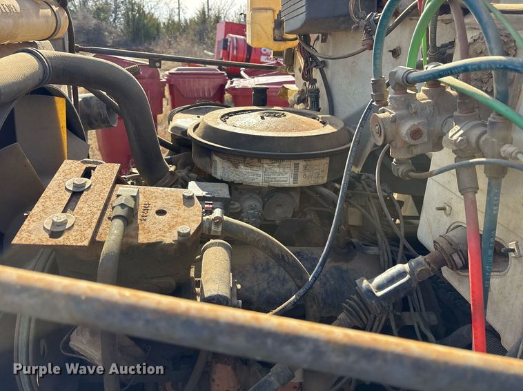 image for item EY9927 1990 Chevrolet dump truck