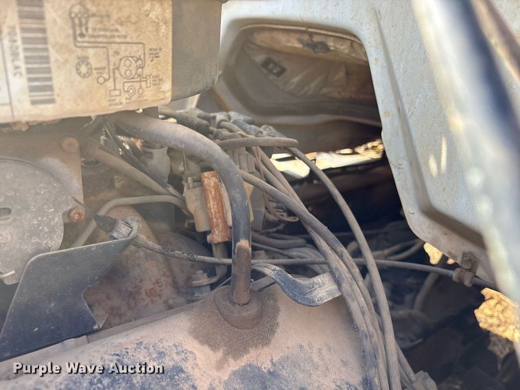 image for item EY9927 1990 Chevrolet dump truck