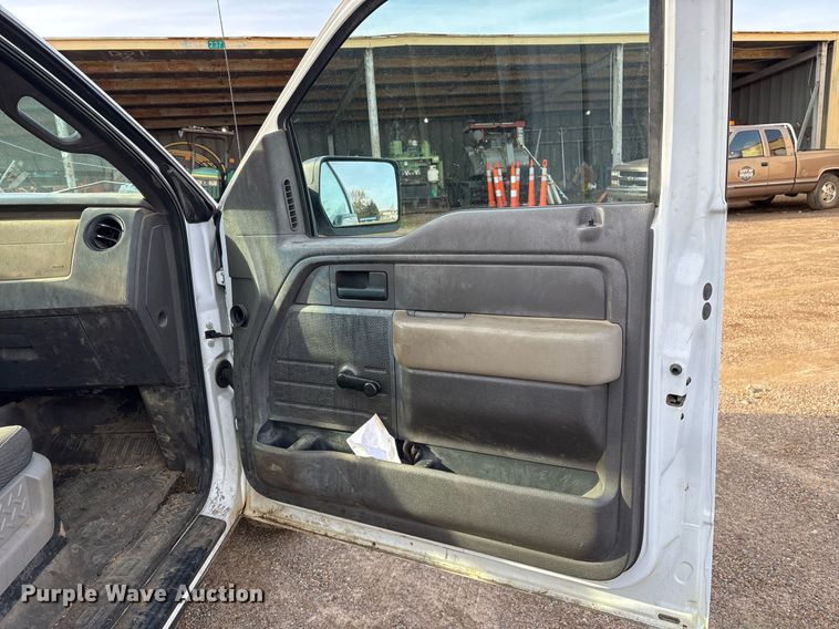 image for item EY9929 2010 Ford F150 pickup truck