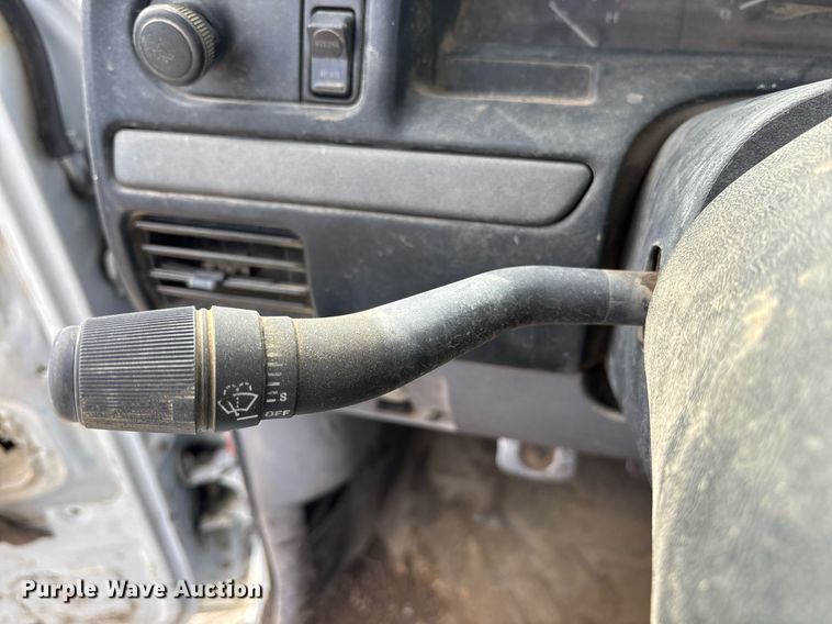 image for item EY9937 1994 Ford F250 pickup truck