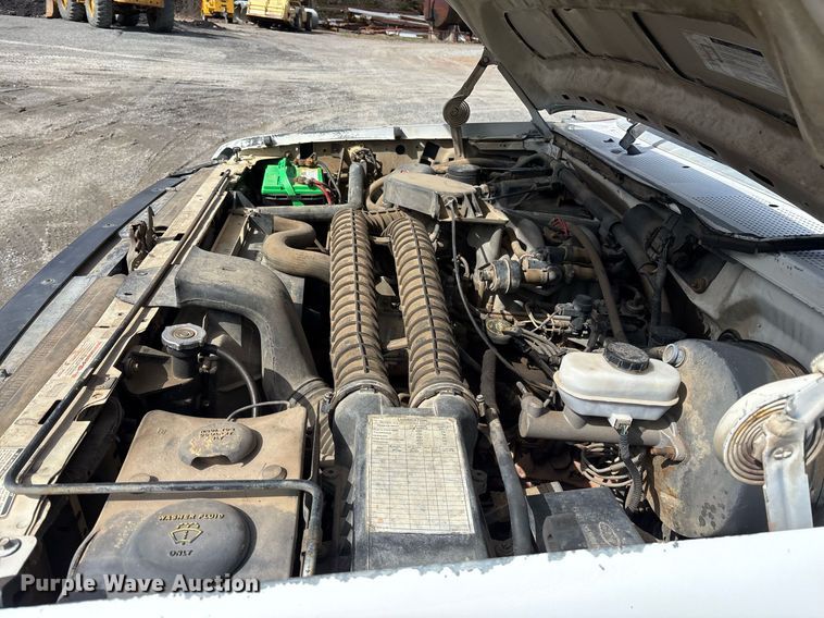 image for item EY9937 1994 Ford F250 pickup truck