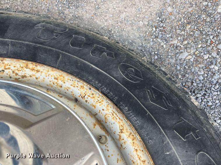 image for item EY9937 1994 Ford F250 pickup truck