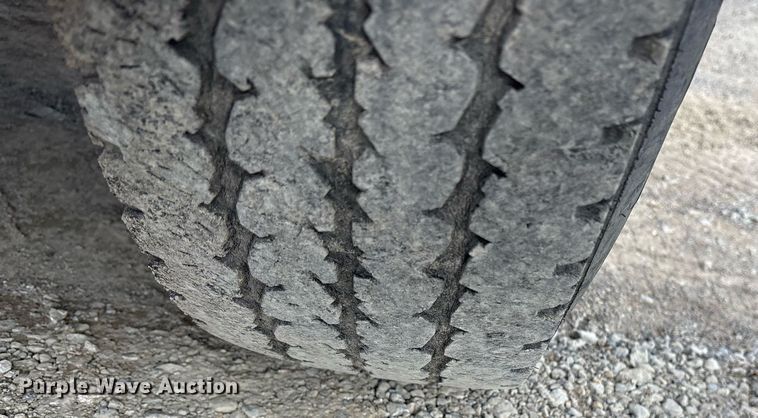 image for item EY9937 1994 Ford F250 pickup truck