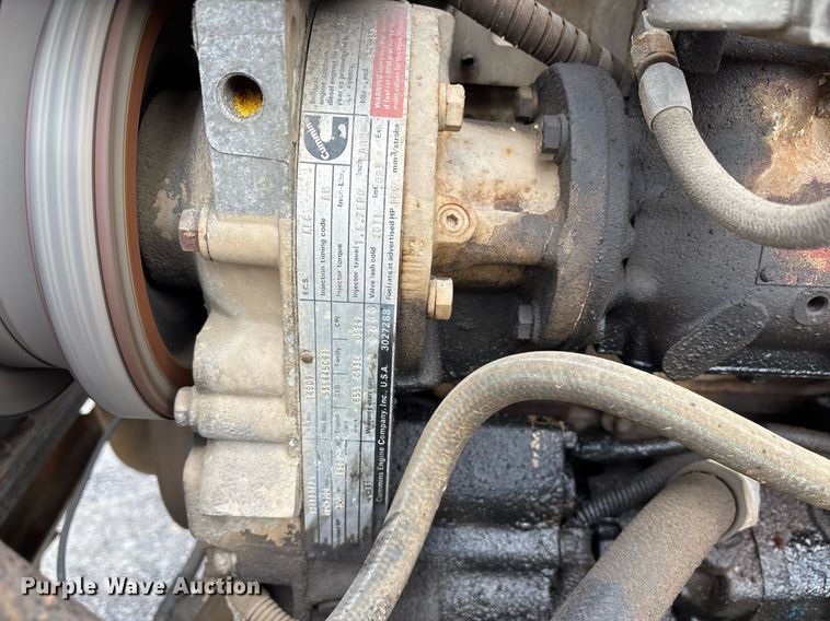 image for item EY9939 1983 International 4300 water truck