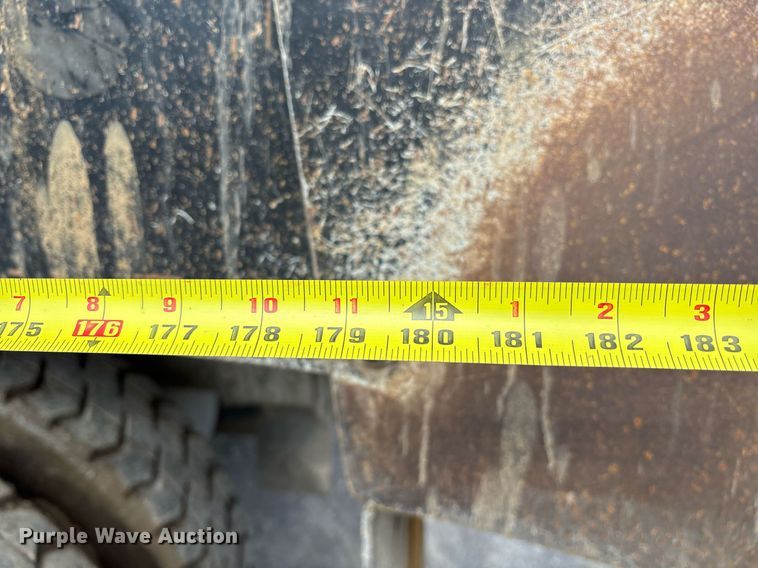 image for item EY9940 2007 Sterling L8500 dump truck