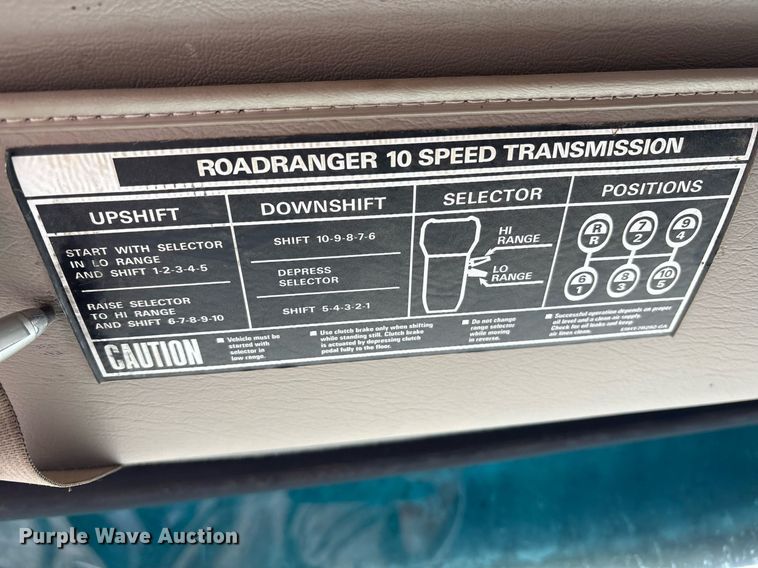 image for item EY9940 2007 Sterling L8500 dump truck