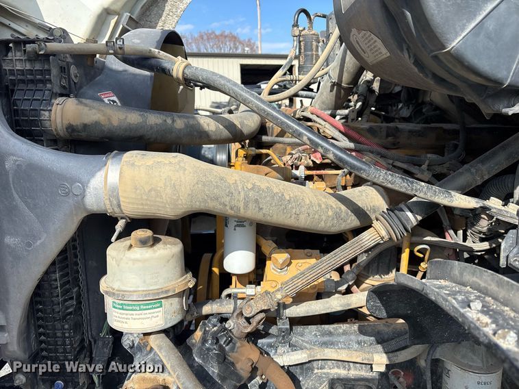 image for item EY9940 2007 Sterling L8500 dump truck