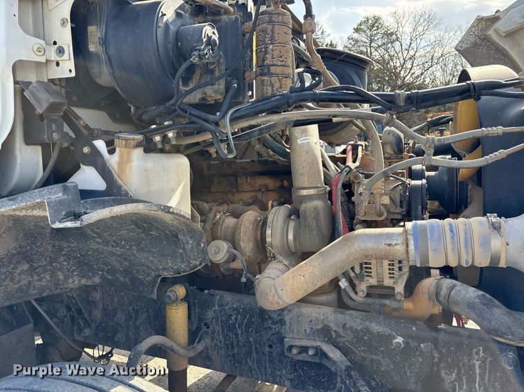 image for item EY9940 2007 Sterling L8500 dump truck