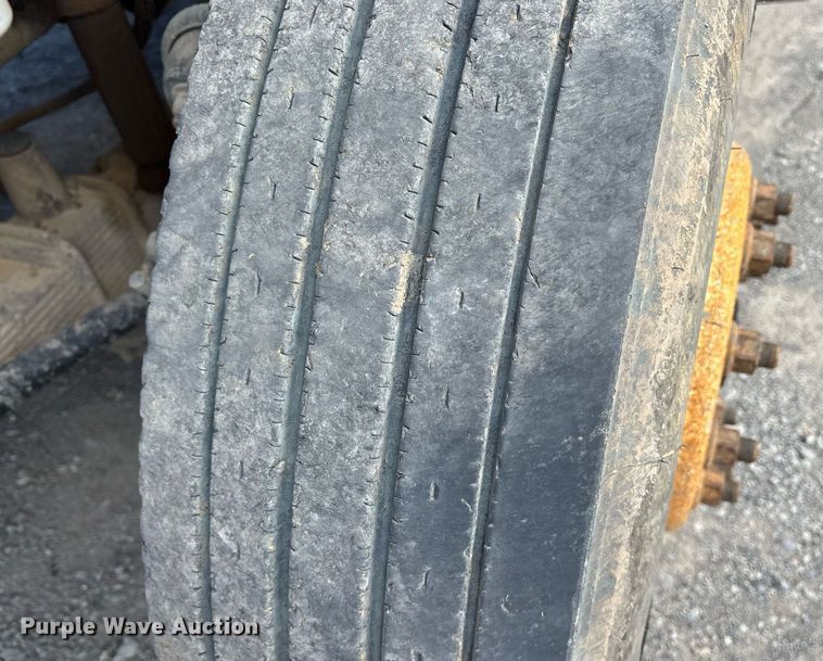 image for item EY9940 2007 Sterling L8500 dump truck