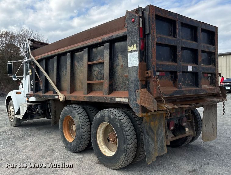 image for item EY9941 2005 Kenworth T300 dump truck
