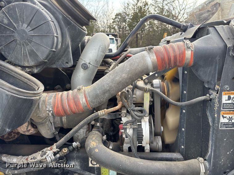 image for item EY9941 2005 Kenworth T300 dump truck