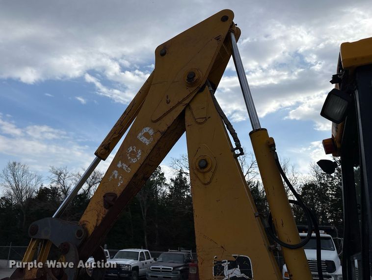 image for item EY9942 1992 John Deere 310D backhoe