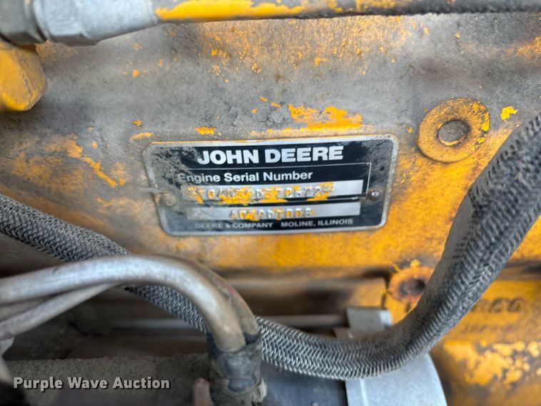 image for item EY9942 1992 John Deere 310D backhoe