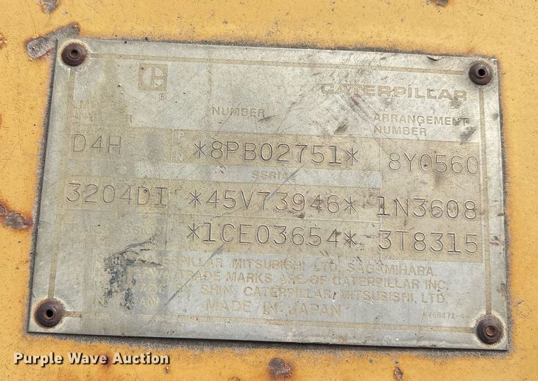 image for item EY9943 1988 Caterpillar D4H dozer