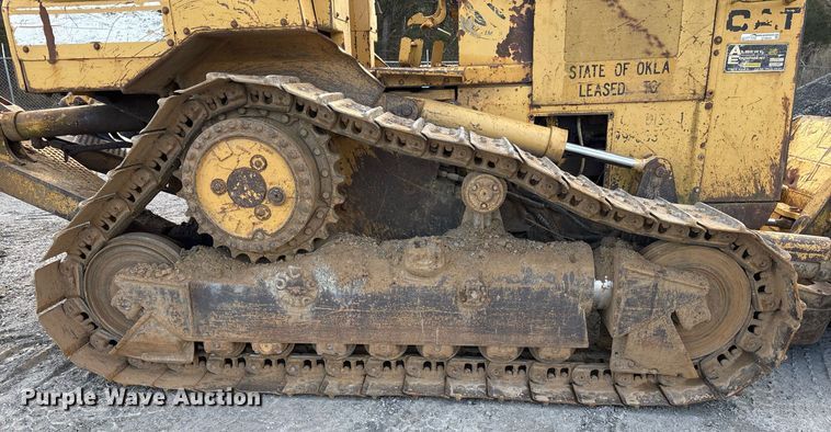 image for item EY9943 1988 Caterpillar D4H dozer