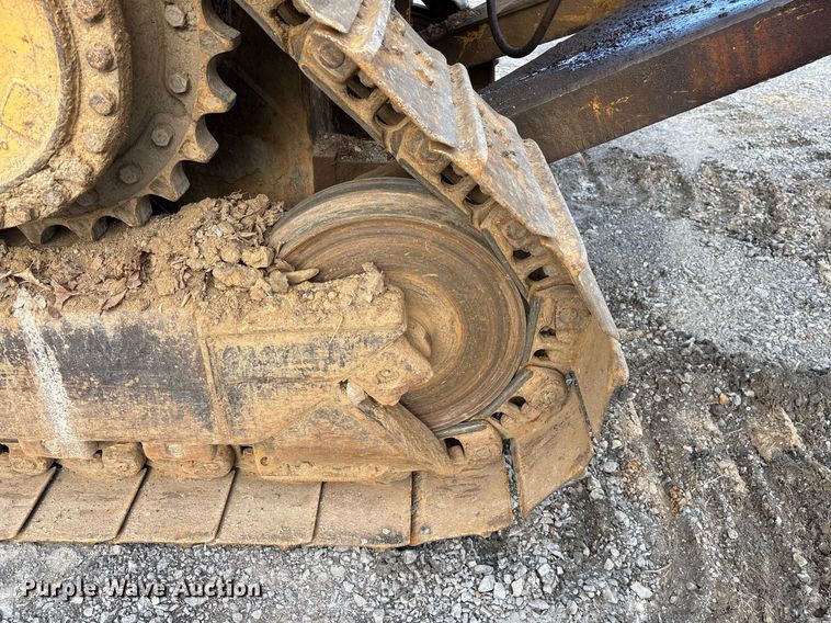 image for item EY9943 1988 Caterpillar D4H dozer