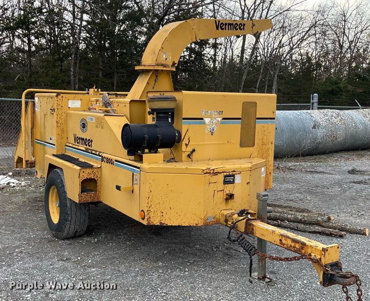 image for item EY9944 1999 Vermeer BC1800A wood chipper