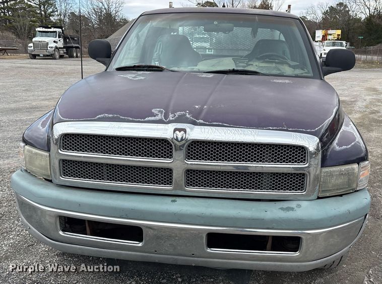 image for item EY9945 1998 Dodge Ram 1500 Club Cab pickup truck