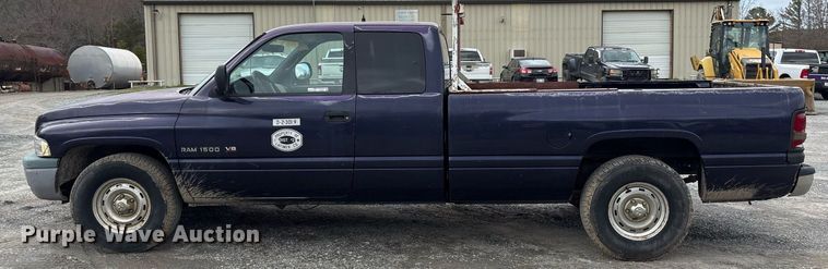 image for item EY9945 1998 Dodge Ram 1500 Club Cab pickup truck