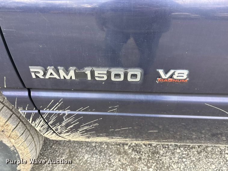 image for item EY9945 1998 Dodge Ram 1500 Club Cab pickup truck