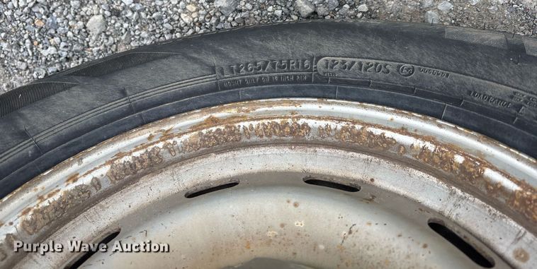 image for item EY9945 1998 Dodge Ram 1500 Club Cab pickup truck