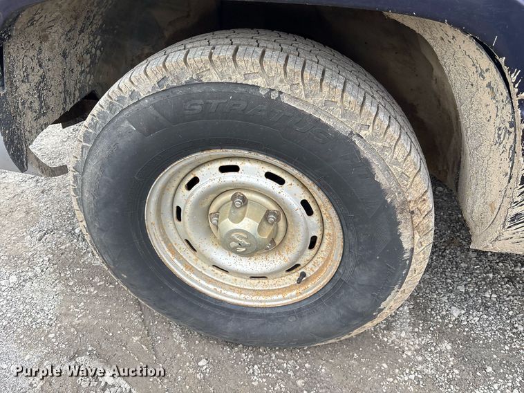 image for item EY9945 1998 Dodge Ram 1500 Club Cab pickup truck