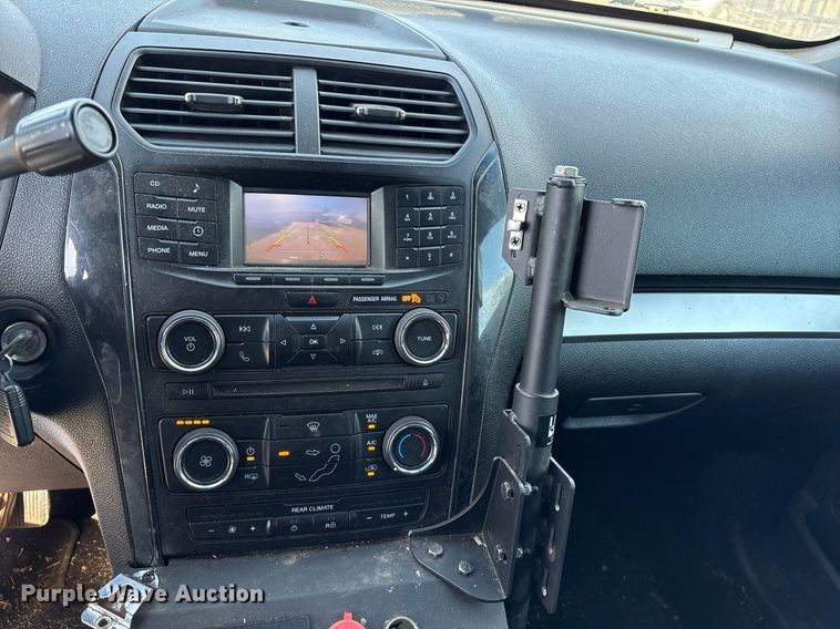 image for item EY9970 2016 Ford Explorer Police Interceptor SUV