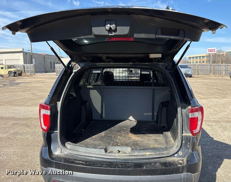 image for item EY9970 2016 Ford Explorer Police Interceptor SUV