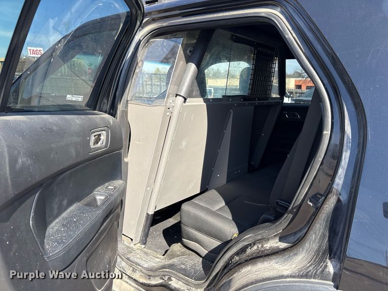 image for item EY9970 2016 Ford Explorer Police Interceptor SUV