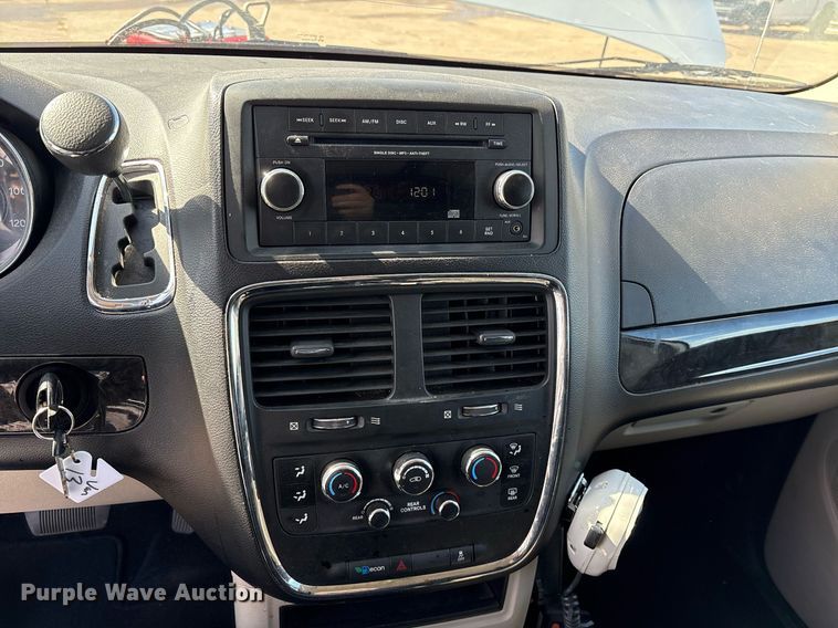 image for item EY9972 2012 Dodge Grand Caravan van