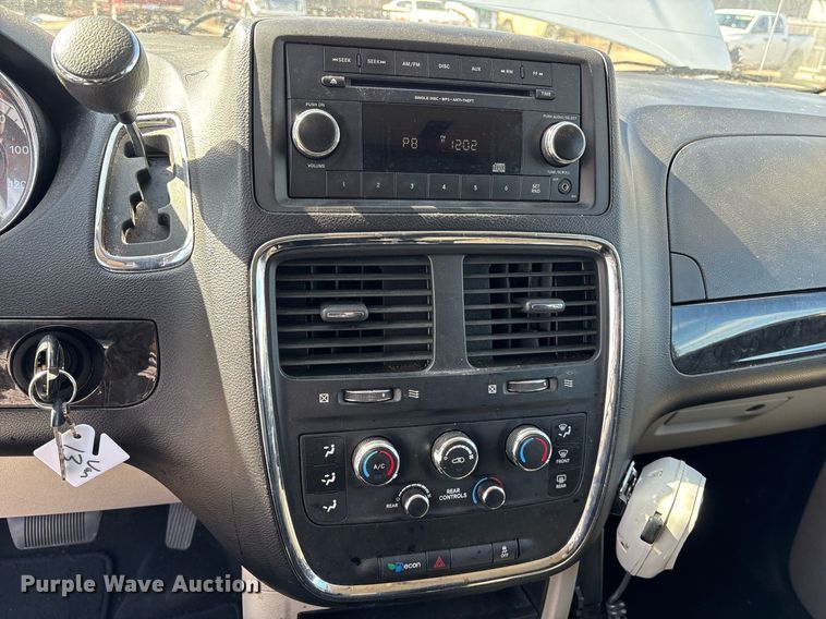 image for item EY9972 2012 Dodge Grand Caravan van