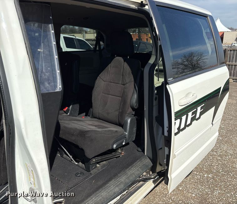 image for item EY9972 2012 Dodge Grand Caravan van