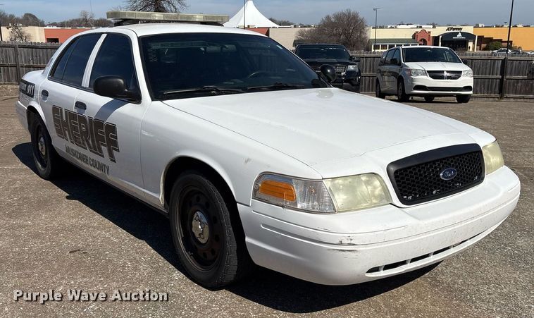 image for item EY9975 2010 Ford Crown Victoria Police Interceptor 