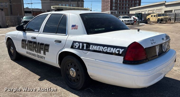image for item EY9975 2010 Ford Crown Victoria Police Interceptor 