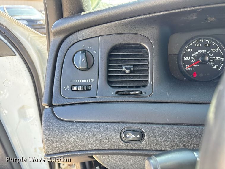 image for item EY9975 2010 Ford Crown Victoria Police Interceptor 