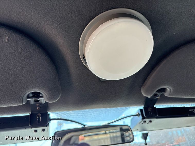 image for item EY9975 2010 Ford Crown Victoria Police Interceptor 