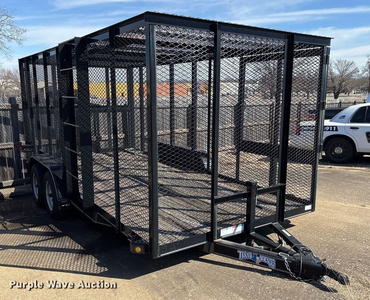 image for item EY9976 2019 Texas Bragg refuse trailer