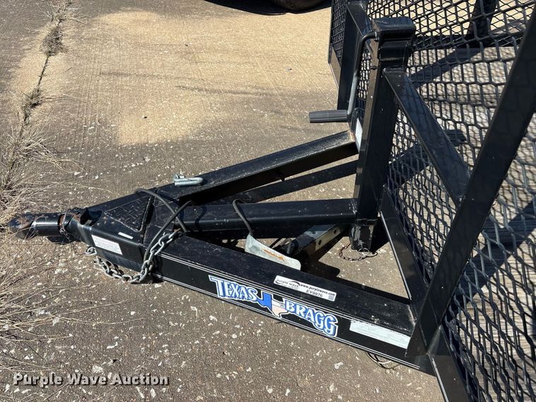 image for item EY9976 2019 Texas Bragg refuse trailer