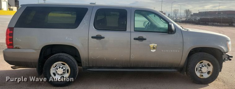 image for item NB9809 2012 Chevrolet Suburban SUV