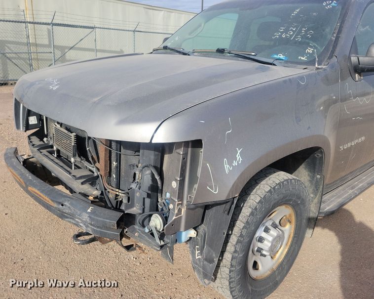 image for item NB9809 2012 Chevrolet Suburban SUV