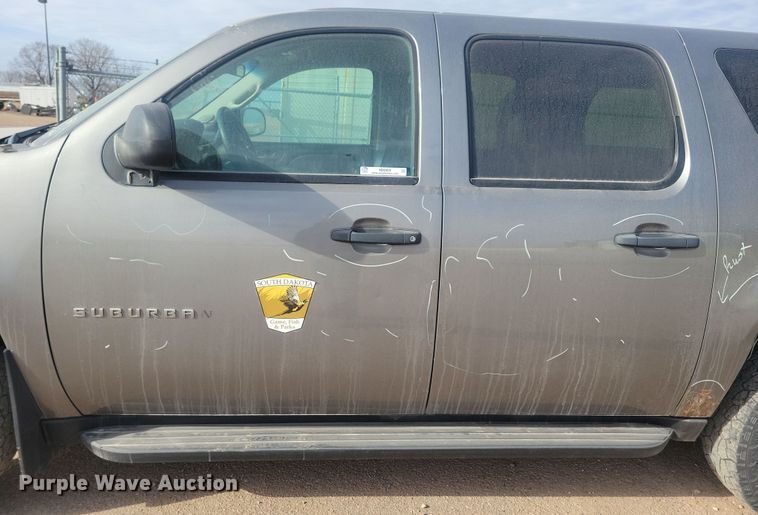 image for item NB9809 2012 Chevrolet Suburban SUV
