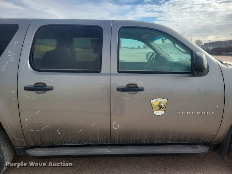 image for item NB9809 2012 Chevrolet Suburban SUV