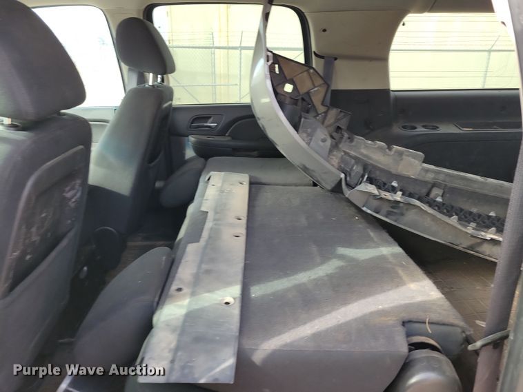 image for item NB9809 2012 Chevrolet Suburban SUV
