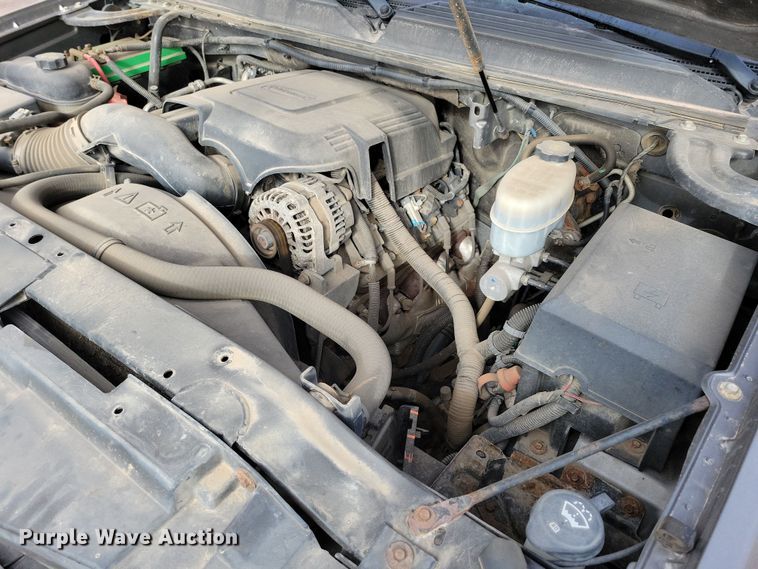 image for item NB9809 2012 Chevrolet Suburban SUV