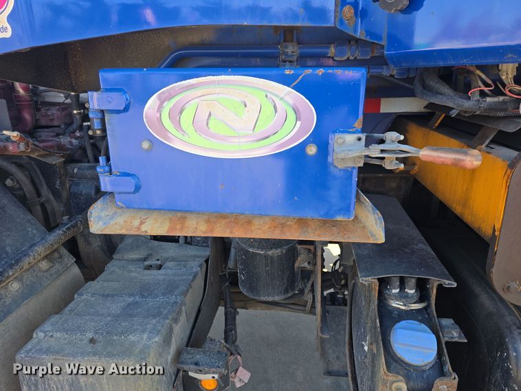 image for item NI9489 2014 Mack LE600 refuse truck