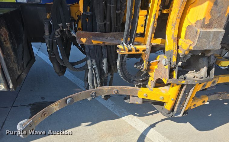 image for item NI9489 2014 Mack LE600 refuse truck