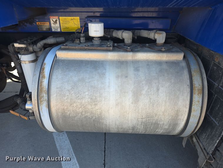 image for item NI9489 2014 Mack LE600 refuse truck